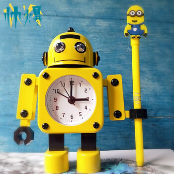 变形机器人闹钟儿童 卡通个性电子钟可爱机械创意送儿童节生日礼物