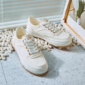 人本春款小白鞋秋季新款运动板鞋女士休闲日系皮面鞋女鞋奶咖39