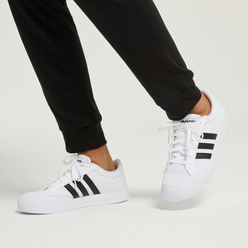 adidas阿迪达斯男子篮球场下休闲系列篮球鞋AW3889 42.5【图片价格品牌报价】-京东
