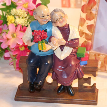 老人礼物结婚纪念日礼物意送老人居装饰卧室父母送客厅 欧式恩公婆