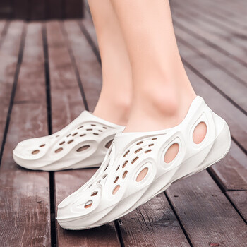 葛诺泡沫底增高女凉鞋夏季休闲洞洞鞋白色凉鞋厚底包头泡沫鞋轻便日常