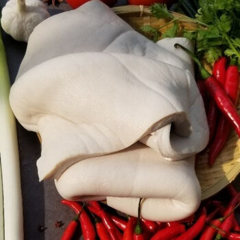 新鲜生水牛杂胶原蛋白真空包装2斤生牛皮