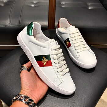 思斌小蜜蜂小白鞋男女情侣鞋子秋季板鞋休闲2023春秋男鞋白色35女