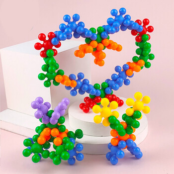 新年礼物儿童梅花积木拼插早教子女宝玩具3拼装立体雪花片以上梅花