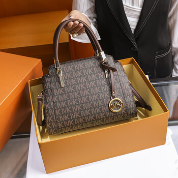 magic king香港代购真皮专柜女包感中年女士妈妈手提包大容量斜七夕