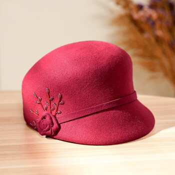 女秋冬季中老妈妈年短檐马术帽时尚减龄优雅休闲帽子枣红色均码5658cm