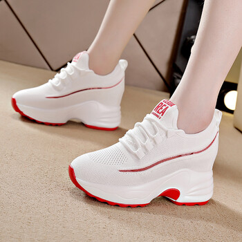 鞋子飞织布运动鞋女2022春季新款透气时尚百搭网红软底跑步坡跟单鞋