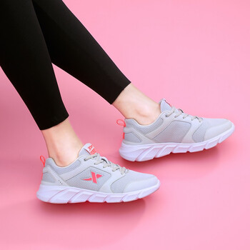 特步女鞋粉红樱花鞋子休闲春夏季新款网面透气轻便舒适软底款甜美减龄