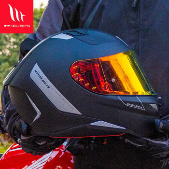 Mt Helmets摩托车头盔男夏天透气机车全盔女个性炫酷赛车四季通用安全帽跑盔复仇者2代磨砂黑 标配透明镜片 新旧批次随机发 Xl码 图片价格品牌报价 京东