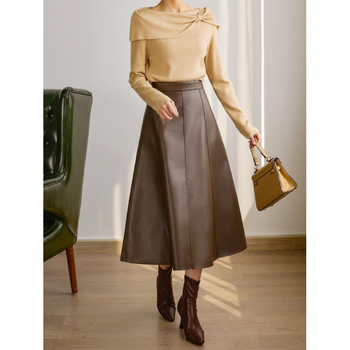 范哲狼(fanzelang)2023秋冬新款绵羊皮皮裙真皮皮裙女a字高腰通勤伞裙