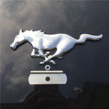 车标一个银色立体的马图片