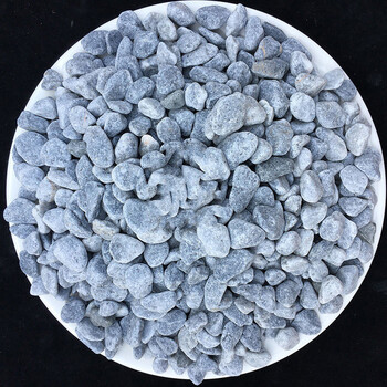 小白色石头鹅卵石庭院铺路铺地石头石子多肉铺面石头 灰石子0.6-0.