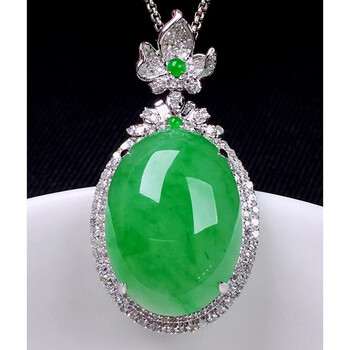 发源地满色冰阳绿蛋面吊坠18k金镶钻缅甸a货翡翠玉石珠宝首饰整体