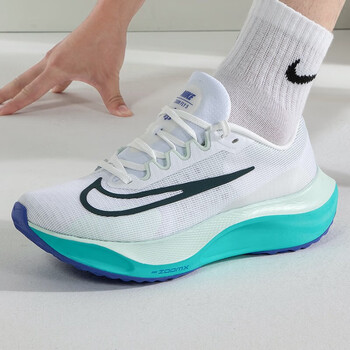 耐克（NIKE）男鞋2023冬季新款ZOOM FLY马拉松跑步鞋轻便休闲鞋 CT2405-001/ZOOM FLY 3 41