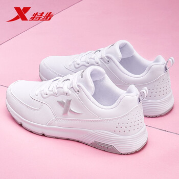 特步女鞋运动鞋女2022年夏秋透气跑步鞋老爹鞋学生户外休闲旅游慢跑