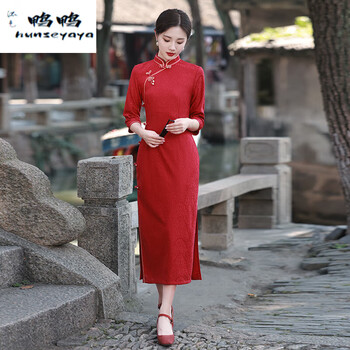 混色鸭鸭外嫁女回娘家旗袍红色礼仪小姐服迎宾颁奖中国红礼服走秀演出