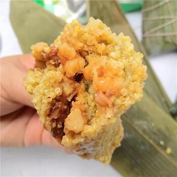 湛江特产阿婆猪肉板栗小米粽子蛋黄黄米蛤篓手工鲜肉粽独立真空粽苏伯