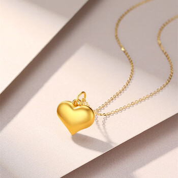 金桃心吊坠轻奢小众项链新款锁骨链情人节礼物送女友小桃心项链金色