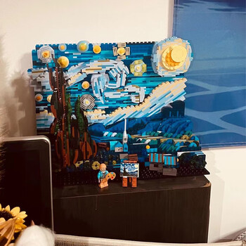 中国积木梵高星空星月夜世界名画创意拼装摆件神奈川兼容玩具梵高星空