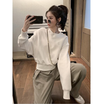 悠思敏2021新款韩版百搭圆领套头薄款白色短款卫衣女春秋季ins潮学生