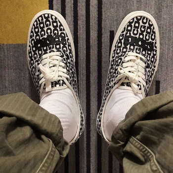 万斯(vans)fog板鞋男黑白字母涂鸦大码帆布鞋男2022新款滑板鞋情侣鞋