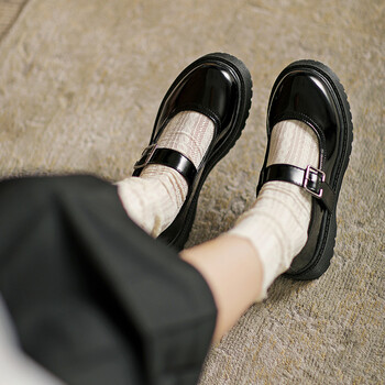 搭配裙子的鞋子夏天学生小皮鞋女厚底春秋学院日系jk制服鞋夏季粗跟