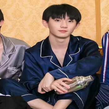 时代少年同款睡衣 家居服套装tnt宋亚轩刘耀文马嘉祺同款睡袍.