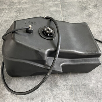 摩旅摩托车备用油箱加大油箱副油箱长续航机车副油箱外加油箱 ak550