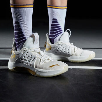 李宁音速7篮球鞋荣耀白金减震耐磨减震比赛运动鞋abap033白金乳白色45
