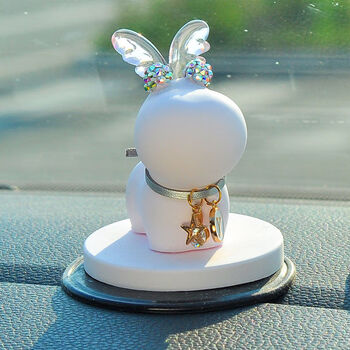 抖音网红汽内车石膏扩香石摆件女神款水钻鹿创意车饰女生车载香薰装