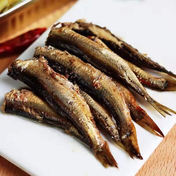 红允俄罗斯进口波罗的海烟熏味西鲱鱼罐头即食下酒菜户外野餐油浸小鱼