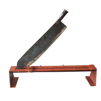 铡刀切草铡草刀砸刀家用手动秸秆稻草老式轧刀闸刀锻打铡草刀刃长60cm