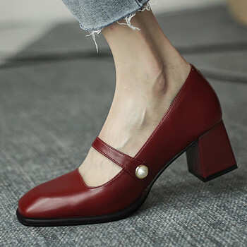 小高跟鞋粗跟玛丽珍鞋女2022春秋新款白色小皮鞋法式红色伴娘单鞋