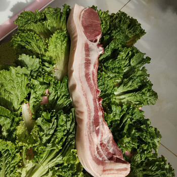 猪肉东北当地笨猪带皮五花三层当天现杀新鲜肥肉3斤