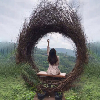 高端轻奢户外景观道具落地网红巴厘岛藤编鸟巢吊椅室外秋千景区打卡