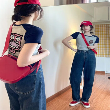 科顿杰斯今年流行的新款小衫拼接印花上衣辣妹美式复古正肩短袖t恤女