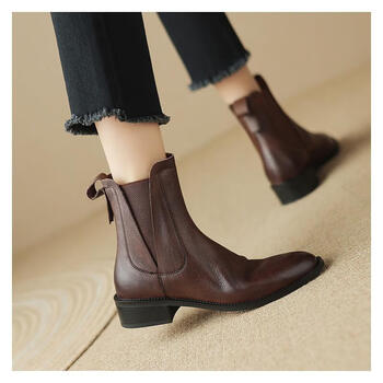 头层牛皮切尔西短靴女2023新款秋冬圆头复古擦色粗跟马丁靴棕色绒里38