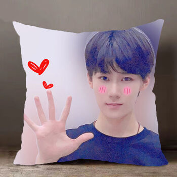 花仟陌张真源周边抱枕tnt时代少年团靠枕同款送男女生日礼物靠垫