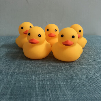 尖叫鸭狗狗玩具发声小黄鸭宠物磨牙尖叫鸭子小狗泰迪洗澡玩具搪胶惨叫