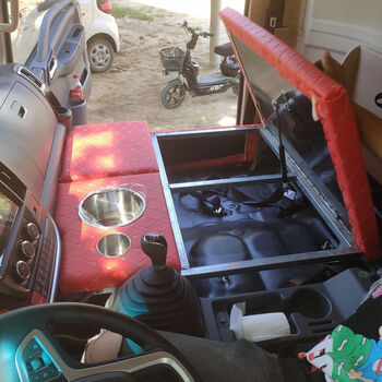 2米轻卡单排货车卧铺豪沃福田江淮致道时代唐骏东风奥驰 德龙k3000