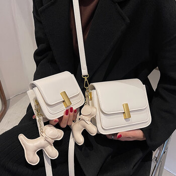 菲安妮fion包包女新款秋冬时尚今年流行感小众腋下包单肩斜挎包米白色