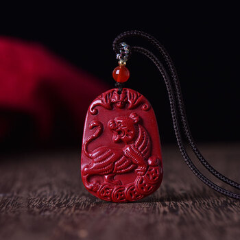 欧珏雅oujueya天然原矿朱砂吊坠12十二生肖男本命年项链女虎属相马龙