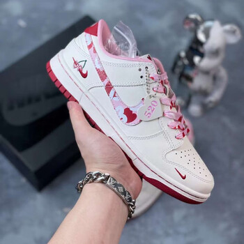 莆田aj新款粉色七夕情人节限定低帮男女款休闲运动板鞋篮球鞋纯原