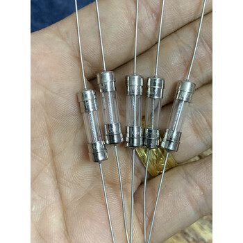 t1.25l250v 电路板保险丝管t1.25a 250v 5*20带引脚