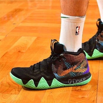 kyrie 4 欧文4代全明星凯尔特人ncaa黑人月新年灰绿篮球鞋 曼巴精神av