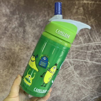 美国camelbak驼峰儿童水壶吸管防摔夏天水杯小学生欧阳娜娜同款杯