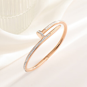 hadassah网红18k玫瑰金色钛钢四叶草钉子手镯女士ins小众设计感饰品生