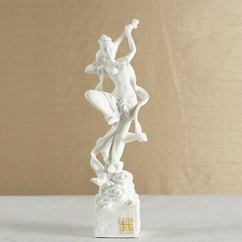 家里的摆件装饰品家居装饰品2019新品欧式小反弹琵琶艺术品摆件雕塑