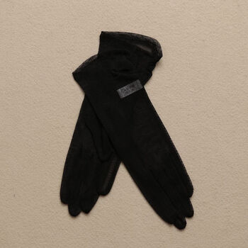 单新款真丝手套单层网眼桑蚕丝印花女护肤防晒触屏开车手套薄款 黑色