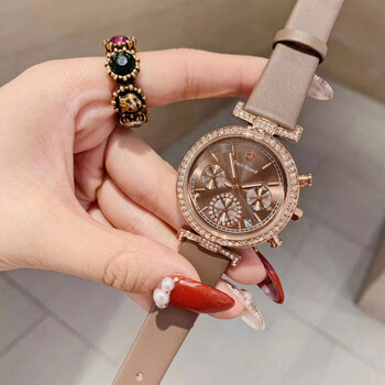 迪赛女简约气质小众品牌手表女女士皮带款女款时尚奢华小绿表潮卡其色